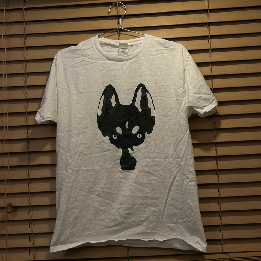 Cute Husky Tee Shirt Medium